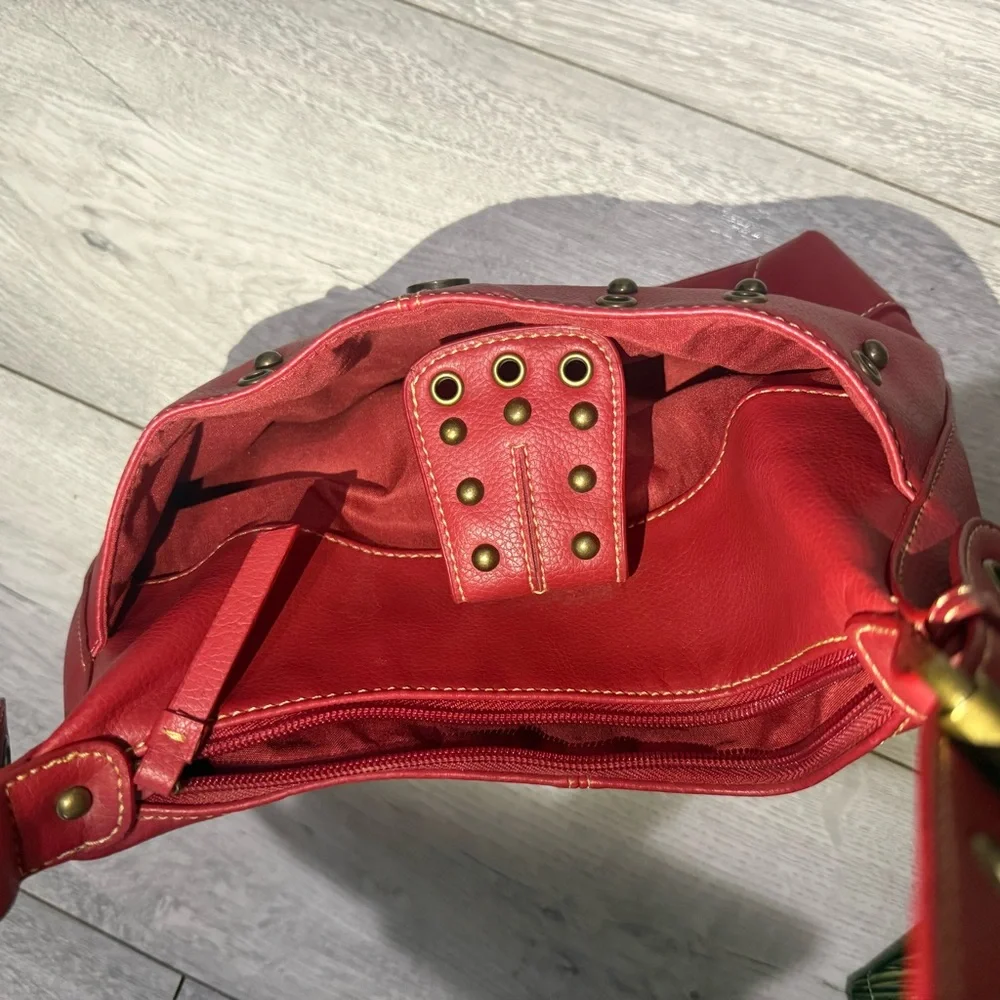 Vintage Y2K  Leather Red studded shoulder Women's Bag with gold accent. - Picture 7 of 9